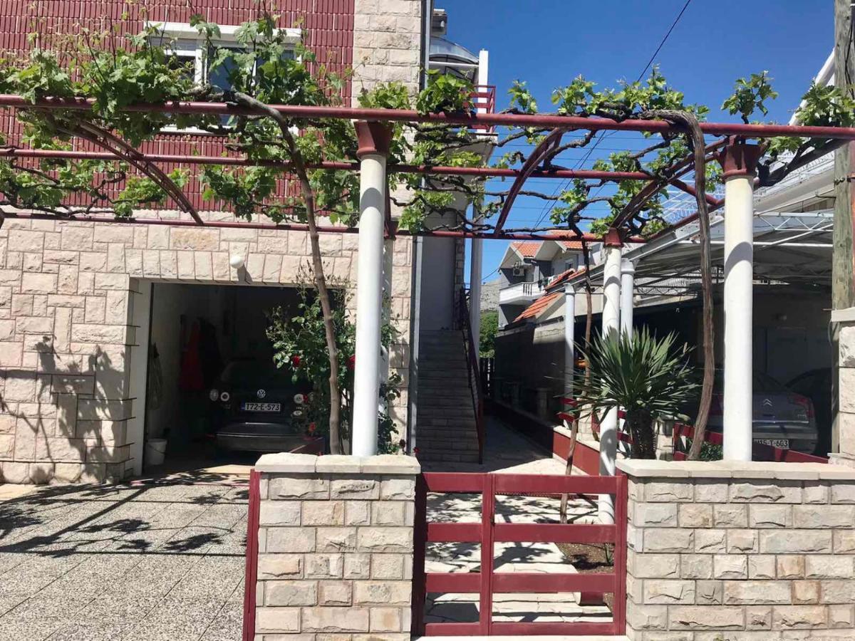 Apartmani Rada Trebinje Esterno foto