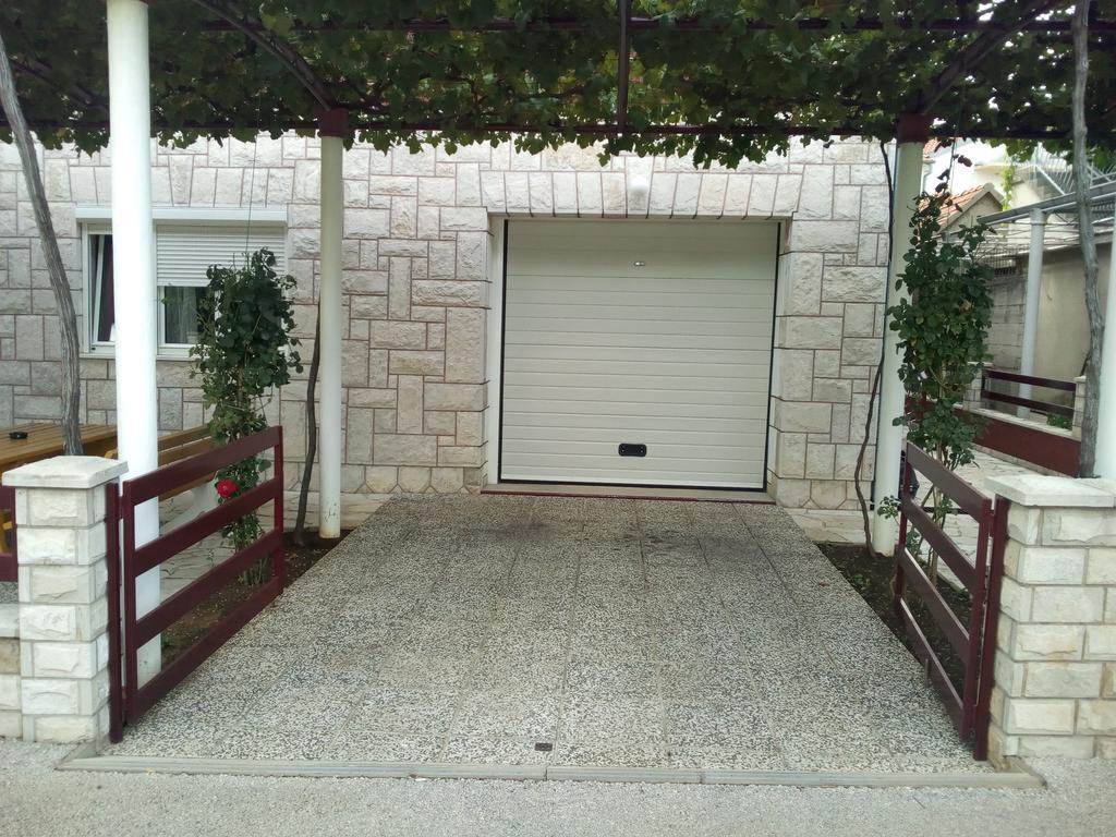 Apartmani Rada Trebinje Esterno foto